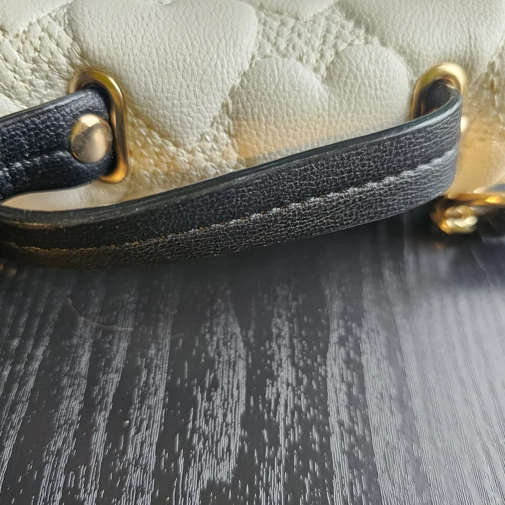 Betsey Johnson Black & Cream Quilted Crossbody Bag OS - Picture 7 of 15